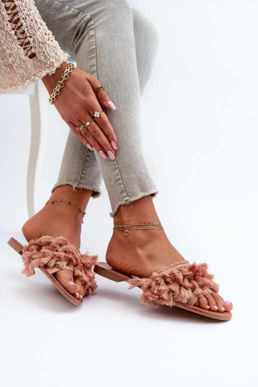 Pies planos Pantuflas de mujer con flecos en color rosa Rialle