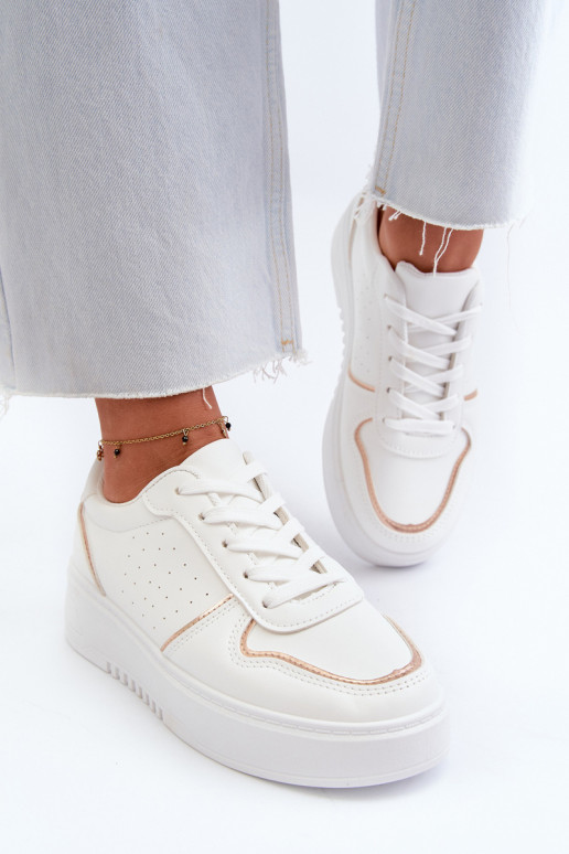 Zapatillas modelo zapatos con plataforma en color blanco Tessama