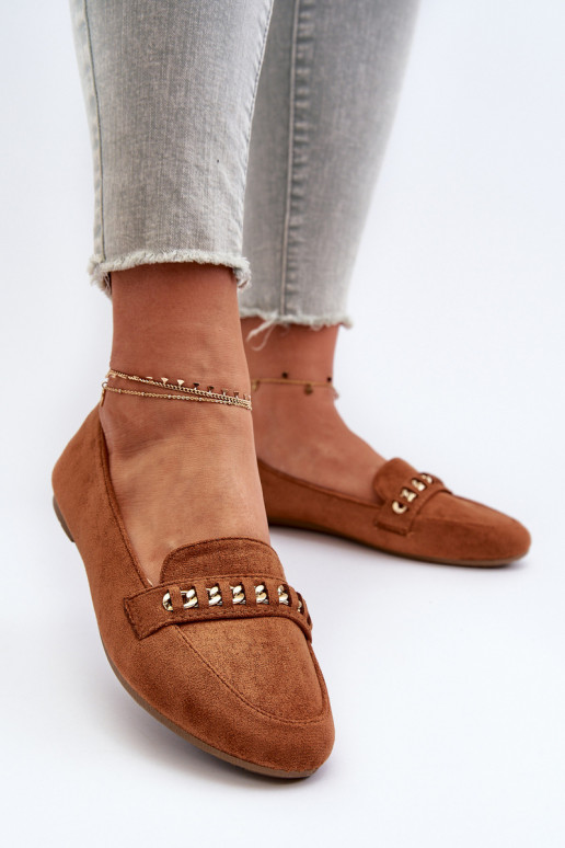 Mocasines brillantes con cadenas en Aredilla marrón