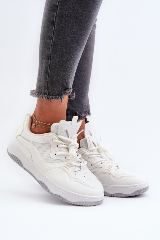 Zapatillas modelo zapatos con plataforma en color blanco Etnaria