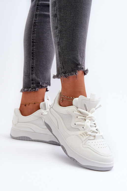 Zapatillas modelo zapatos con plataforma en color blanco Etnaria