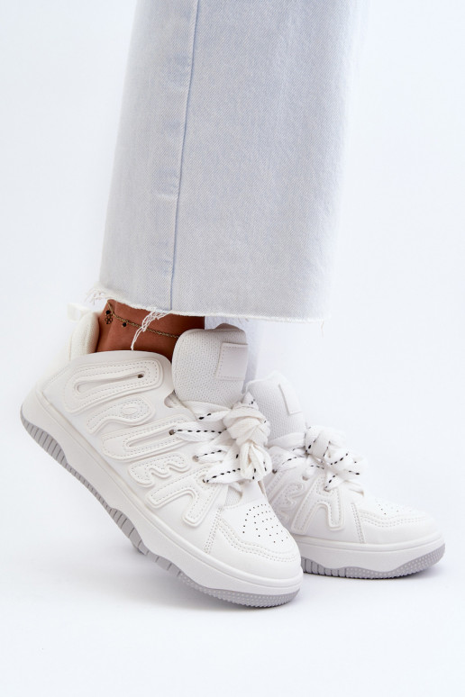 Deportivas modelo zapatos fabricadas en ecopiel en color blanco Berilla