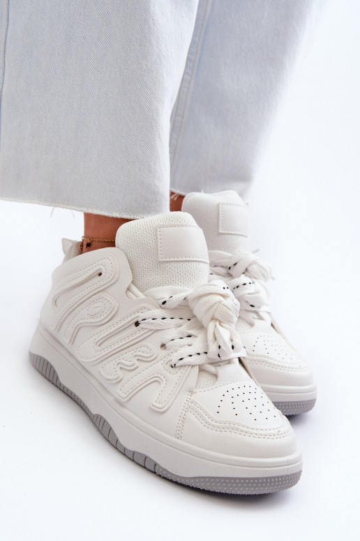 Deportivas modelo zapatos fabricadas en ecopiel en color blanco Berilla