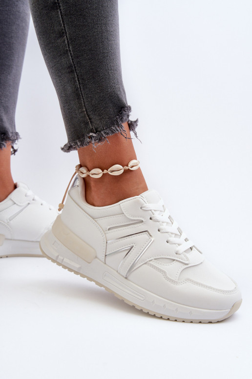 Zapatillas modelo zapatos fabricadas en piel ecológica en color blanco Vinelli