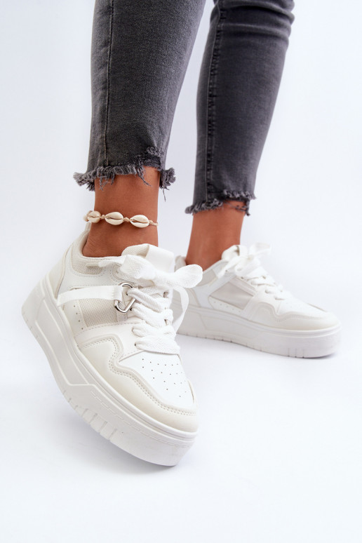 Zapatillas modelo zapatos con plataforma fabricadas en piel ecológica en color blanco Moun