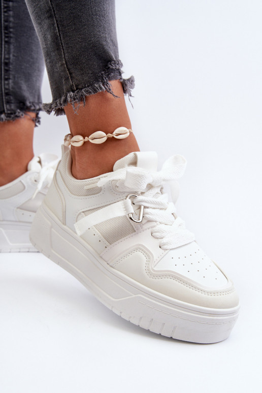 Zapatillas modelo zapatos con plataforma fabricadas en piel ecológica en color blanco Moun