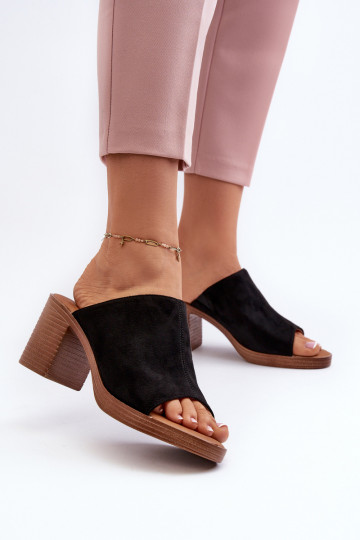 Zapatillas de mujer con tacón estilo elegante en color negro Varnila