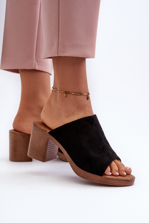 Zapatillas de mujer con tacón estilo elegante en color negro Varnila