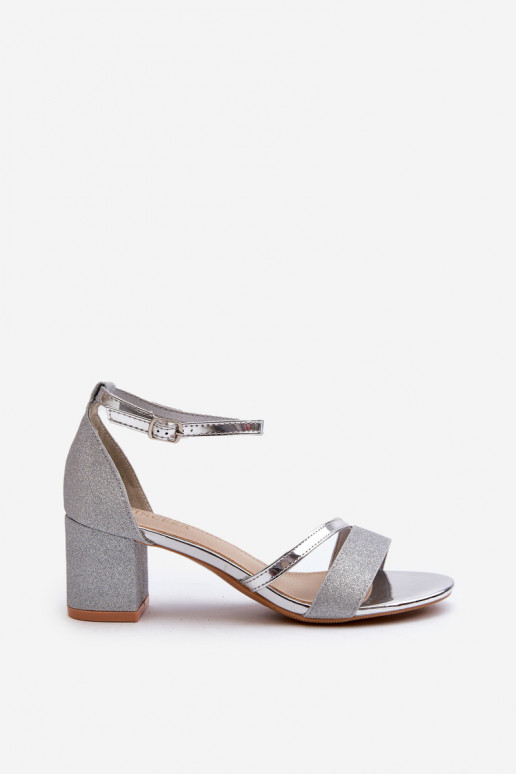 Sandalias brillantes con tacón bajo Ploemis en plateado