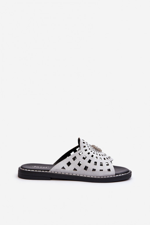 Babuchas de mujer con brillos tacón ancho con adornos color plata Ebirena Babuchas de mujer con brillos tacón ancho con adornos color plata Ebirena