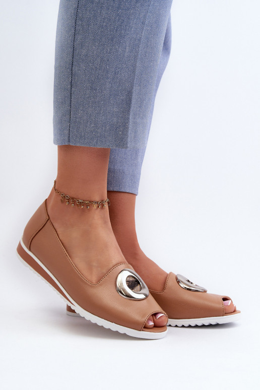 Zapatos con adornos Eco beige Biolita