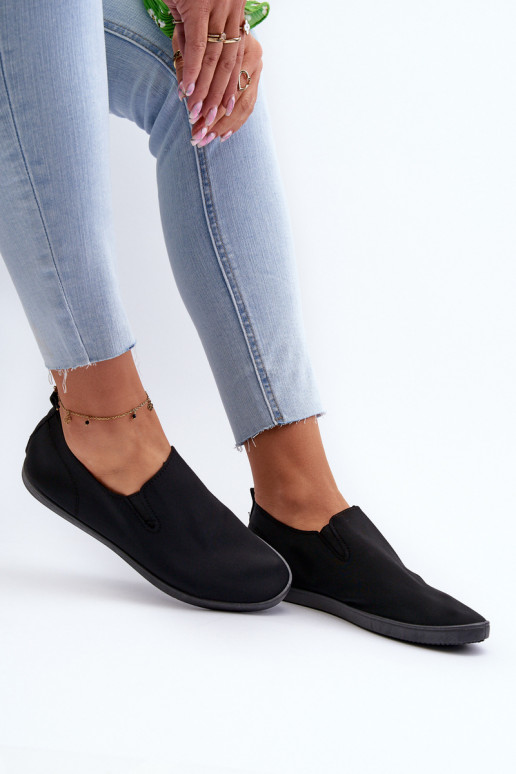 Zapatillas casual zapatos Slip-On color negro Lovinia