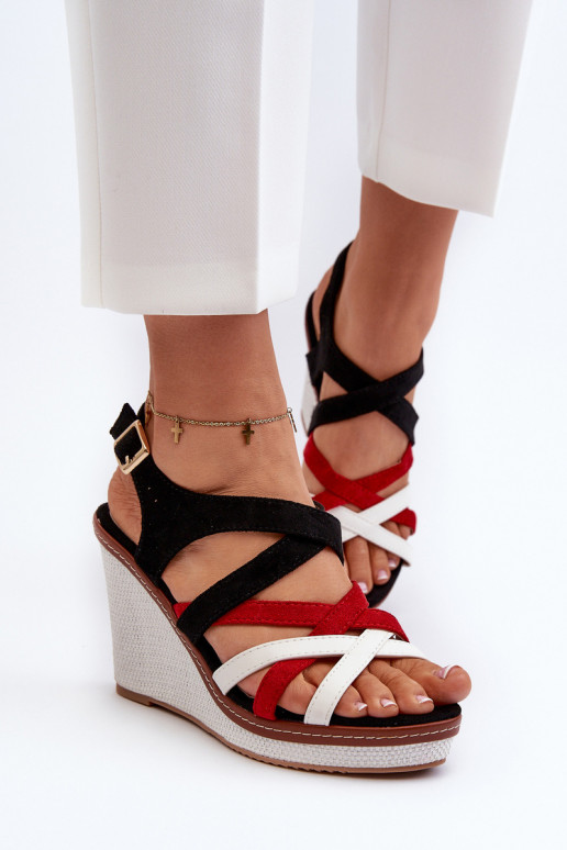 Sandalias de plataforma con tiras en color negro Ellen