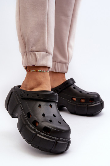 Zapatillas de mujer Zapatillas ligeras con modernas suelas macizas en color negro Witima