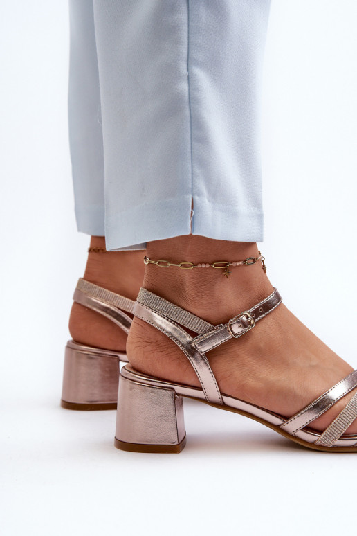 Sandalias de mujer con tacón bajo fabricadas en ecopiel Sergio Leone SK046 color oro rosa