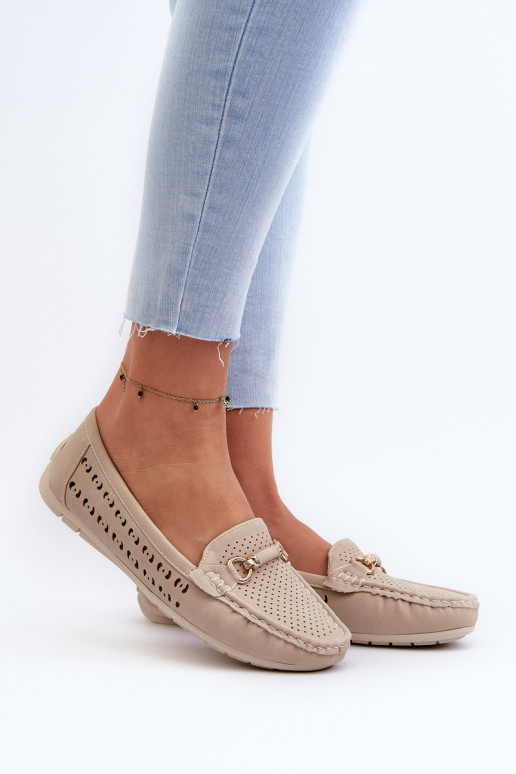 Mocasines de mujer calados con adornos en beige Kaydance Mocasines de mujer calados con adornos en beige Kaydance