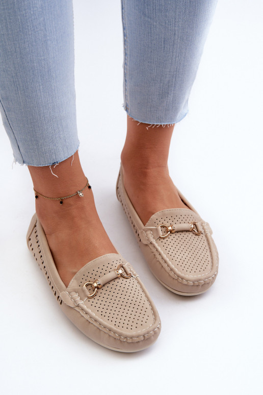 Mocasines de mujer calados con adornos en beige Kaydance Mocasines de mujer calados con adornos en beige Kaydance