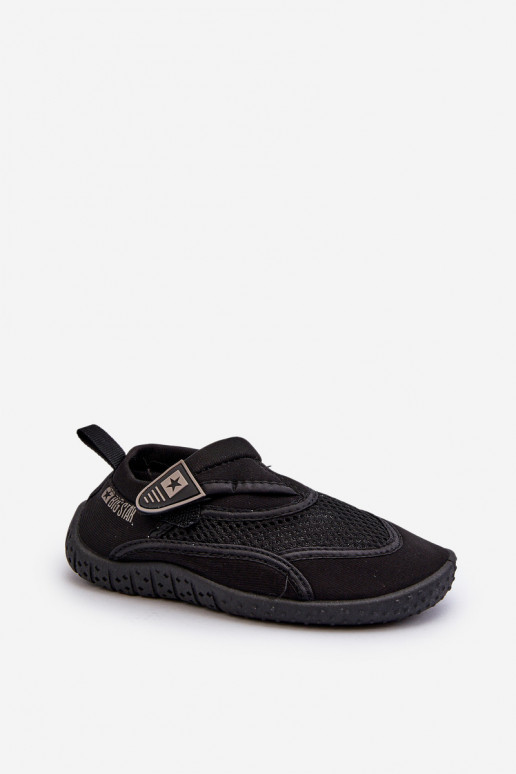 Zapatos infantiles en color negro Big Star NN374466