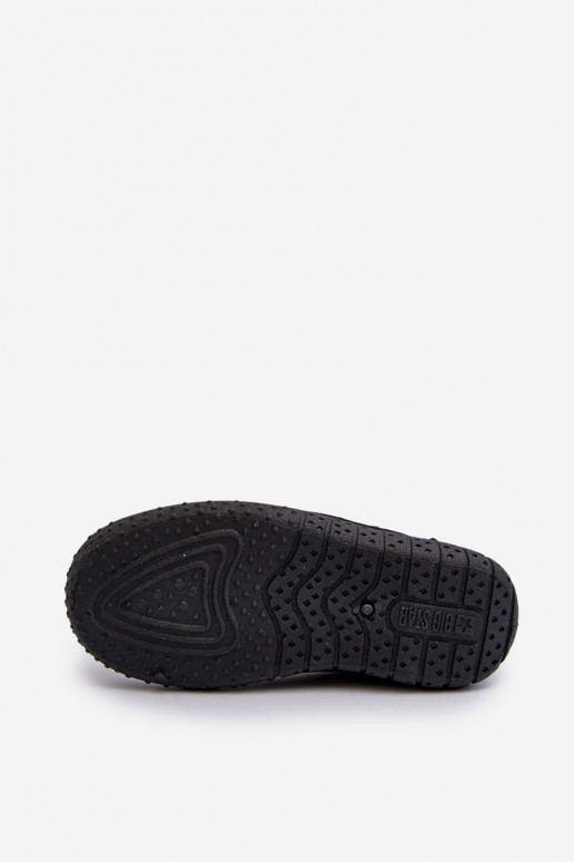 Zapatos infantiles en color negro Big Star NN374466
