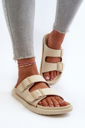 Pantuflas ligeras con hebillas Big Star NN274A752 beige