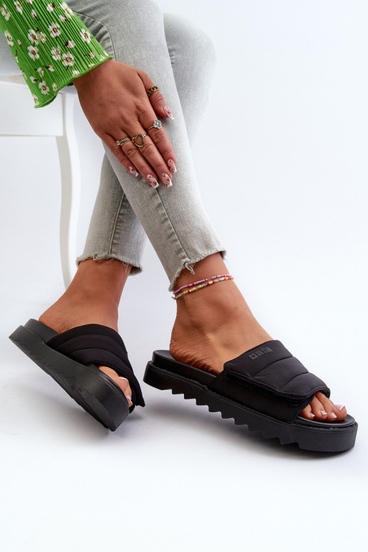 Zapatillas con plataforma Big Star NN274772 color negro