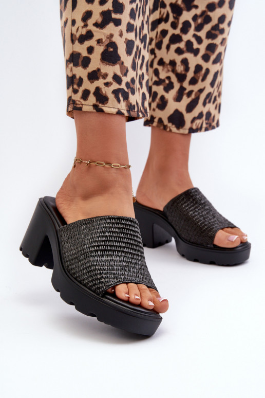 Zapatillas de casa de mujer de tacón Titantha trenzadas negras