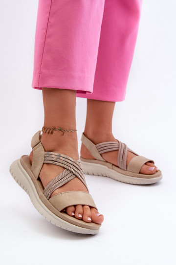 Sandalias cómodas con cierres adhesivos en color beige Ceclea