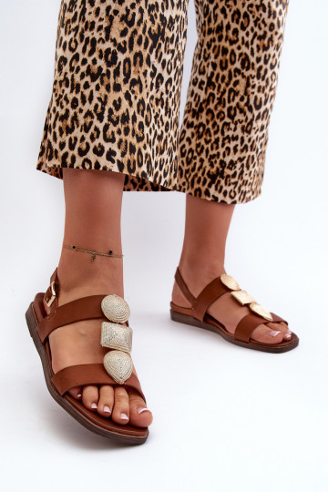 Sandalias planas para mujer con bonitos detalles Sergio Leone SK072H color marrón