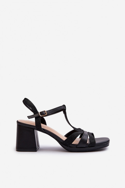 Sandalias de mujer de tacón fabricadas en ecopiel en color negro Lyana