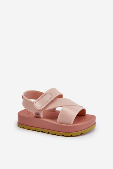 Sandalias infantil con cierres adhesivos LL385002 Tono rosa claro