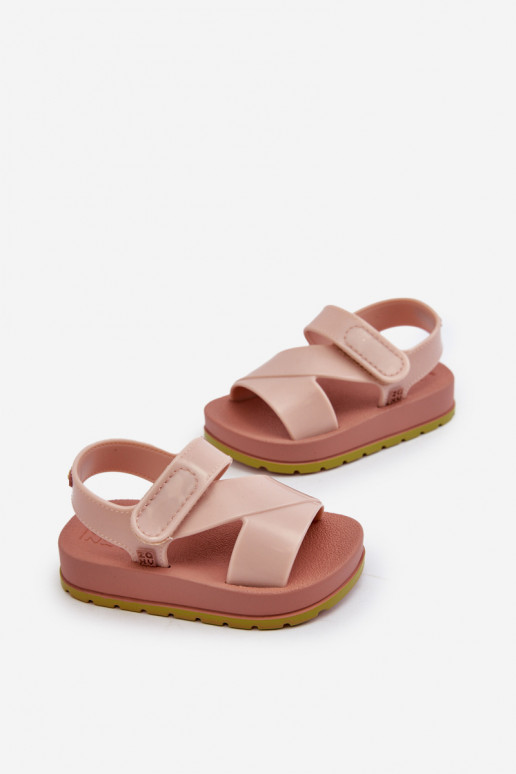Sandalias infantil con cierres adhesivos LL385002 Tono rosa claro