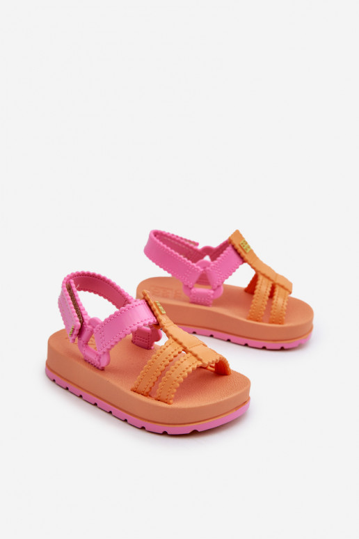 Sandalias infantiles con cierres adhesivos LL385026 color naranja