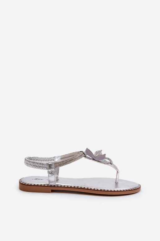 Sandalias planas para mujer con flores en color plateado Edoni