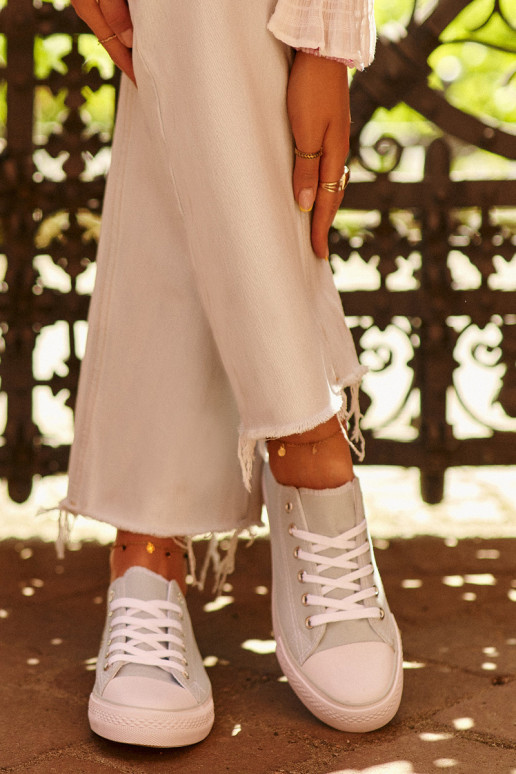 Zapatillas Lennabella de suela plana color menta del modelo clásico. Zapatillas Lennabella de suela plana color menta del modelo clásico.