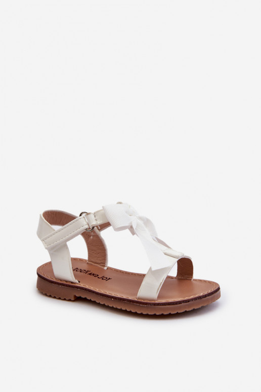 Sandalias lacadas Infantil con cintas con cierres adhesivos en color blanco Joratia