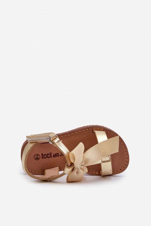 sandalias Infantil con cintas con cierres adhesivos color dorado Joratia