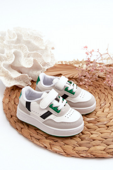 Calzado deportivo infantil del modelo clásico Color blanco-verde Marlin