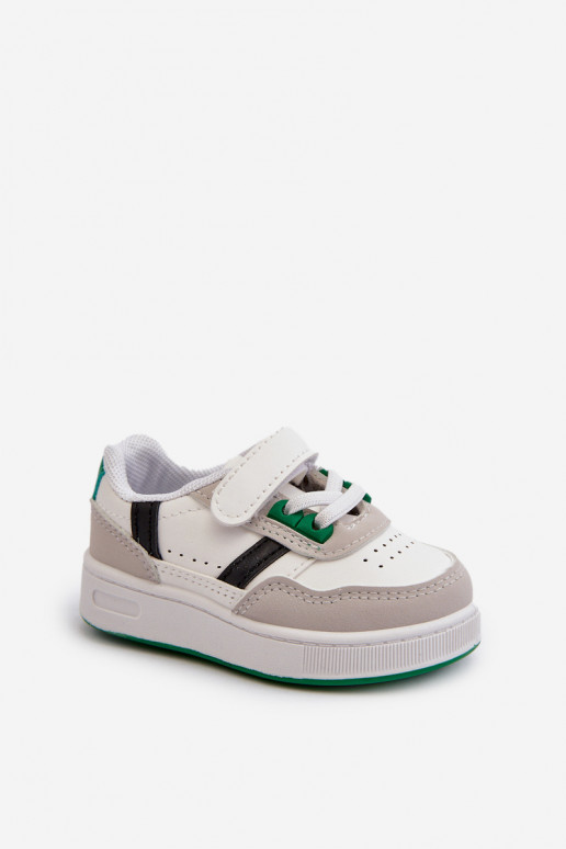 Calzado deportivo infantil del modelo clásico Color blanco-verde Marlin