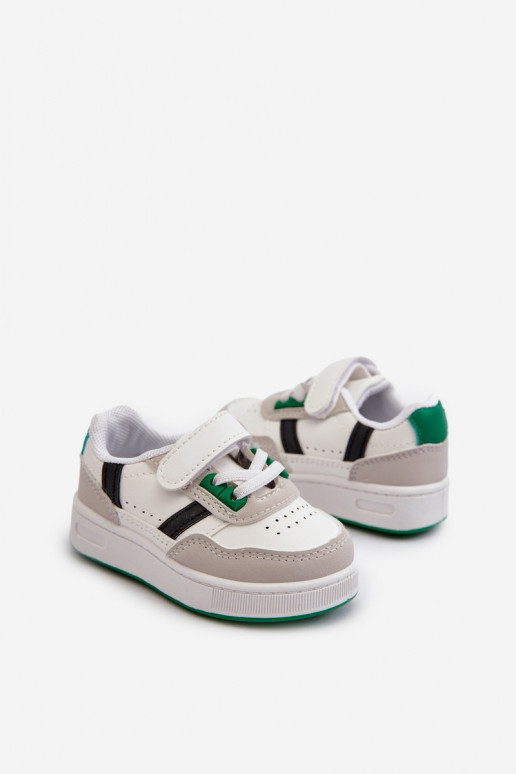 Calzado deportivo infantil del modelo clásico Color blanco-verde Marlin