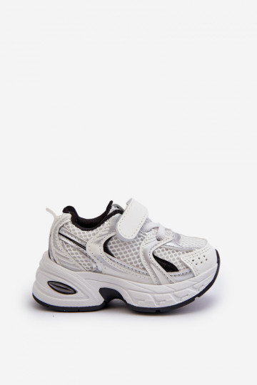 Calzado deportivo infantil modelo Sneakers con cierres adhesivos Color blanco-negro Efona 2