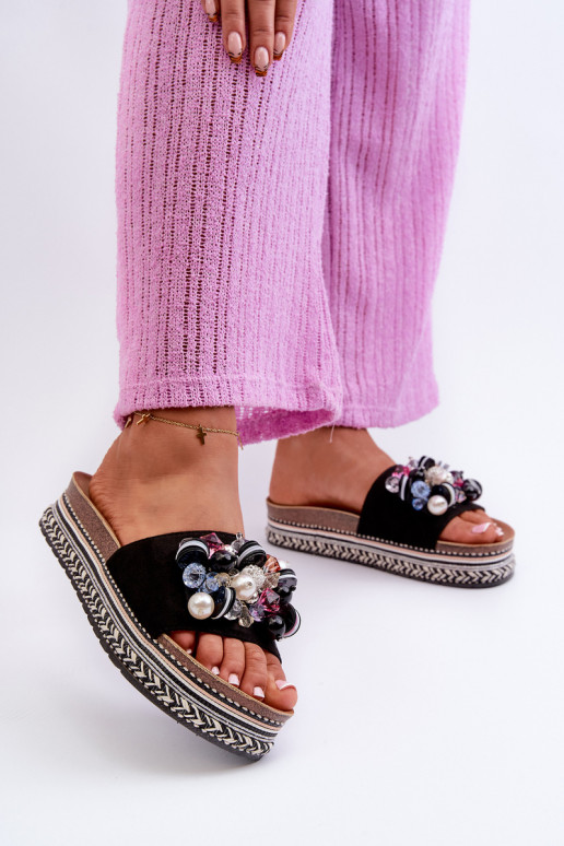 Chanclas de mujer con plataforma con bonitos detalles S.Barski HY077 color negro