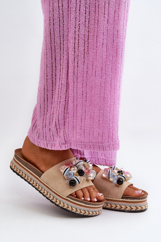 Chanclas de mujer con plataforma con bonitos detalles S.Barski HY077 beige