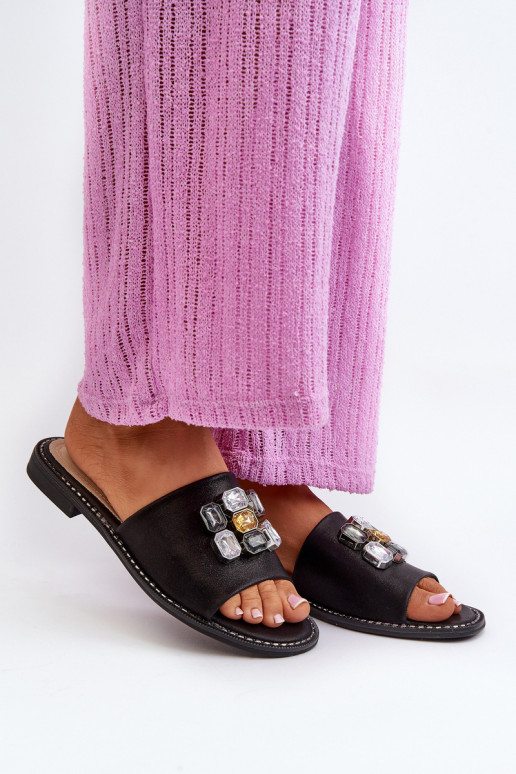 Zapatillas de mujer con bonitos detalles S.Barski KV27-031 color negro