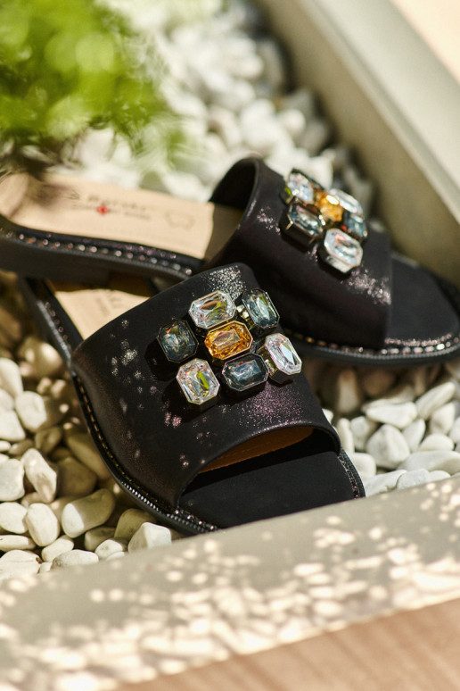 Zapatillas de mujer con bonitos detalles S.Barski KV27-031 color negro