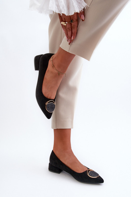 Zapatos con tacón bajo Z fabricados en ante ecológico S.Barski KV27-037 color negro Zapatos con tacón bajo Z fabricados en ante ecológico S.Barski KV27-037 color negro