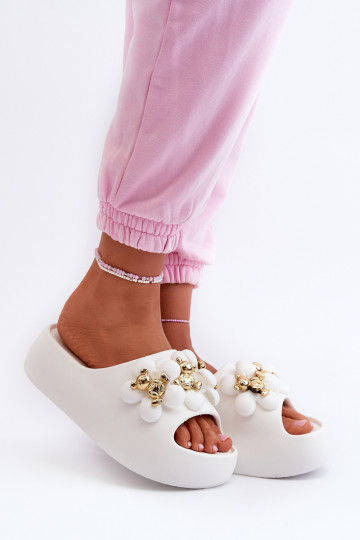 Pantuflas de mujer Pantuflas ligeras con bonitos detalles con suela maciza en blanco Bremavia 2
