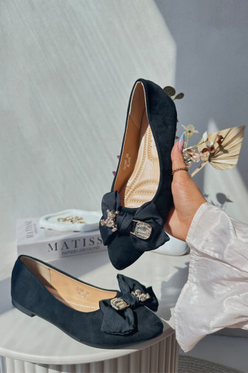 Bailarinas de mujer en Ante Ecológico con cintas I Broszka color negro Satris 2