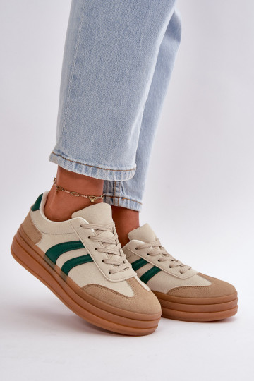 Zapatillas modelo zapatos. Femenino con una plataforma beige-color verde Nesonice 2