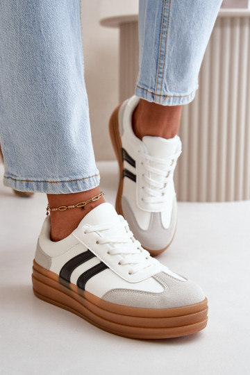 Zapatillas modelo zapatos. Femenino con una plataforma Blanco-color gris Nesonice