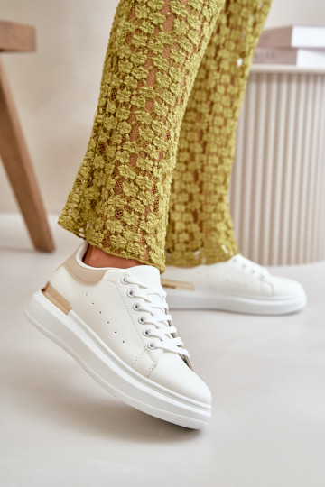 Bajo Zapatos de ocio con una plataforma de cuero ecológico Blanco-beige Nevelena
